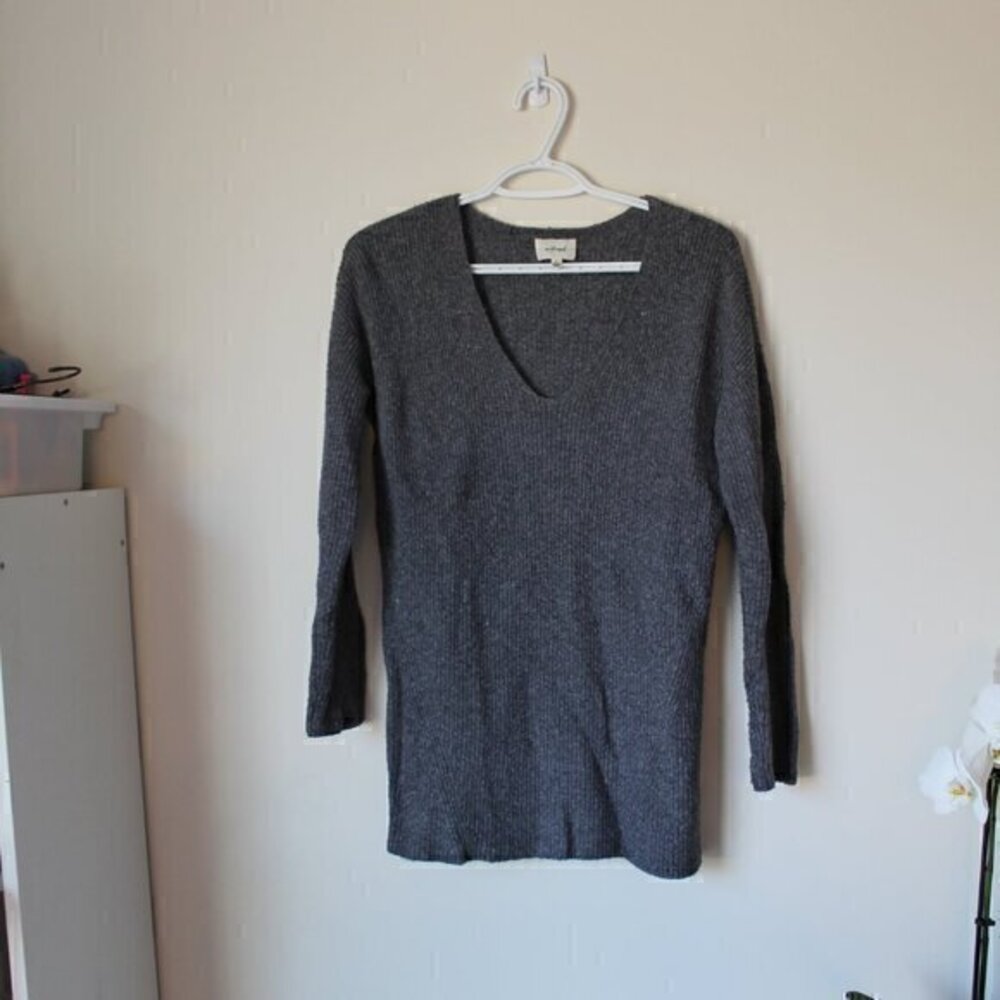 Aritzia Wilfred Free Small Ribbed Grey Sweater